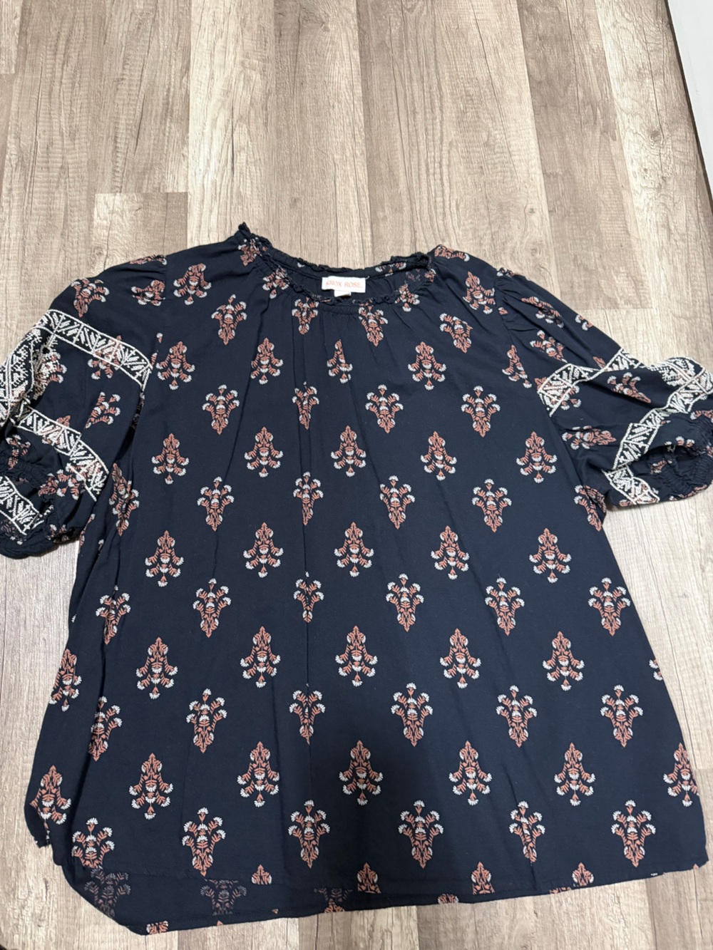 Knox Rose Navy Floral Embroidered Sleeve Tunic
